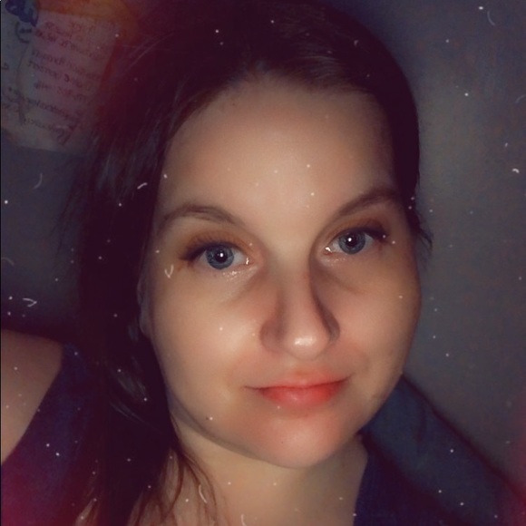 Meet your Posher, Jennifer - Picture 8 of 10